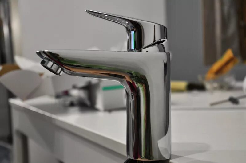 Hansgrohe logis 71100000. 71100000 Hansgrohe. Смеситель Hansgrohe logis 71101000 для раковины. Смеситель Хансгрое Логис 71100000. Кран хансгрое