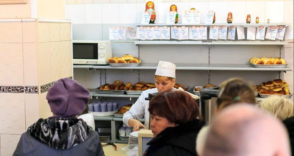Пирожковая голинецкой в санкт петербурге. Пирожковая на московском проспекте в спб. московский пр 192 пирожковая. пирожковая хозяюшка на московском 192. легендарная пирожковая на московском 192.
