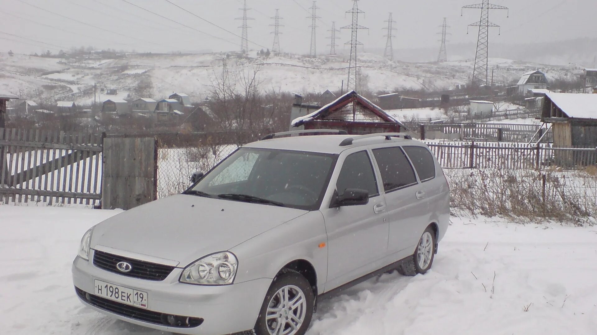 Приора универсал 2009. Приора универсал Снежная Королева. Приора универсал цвет Снежная Королева. Приора универсал Снежка. Авито башкортостан универсал