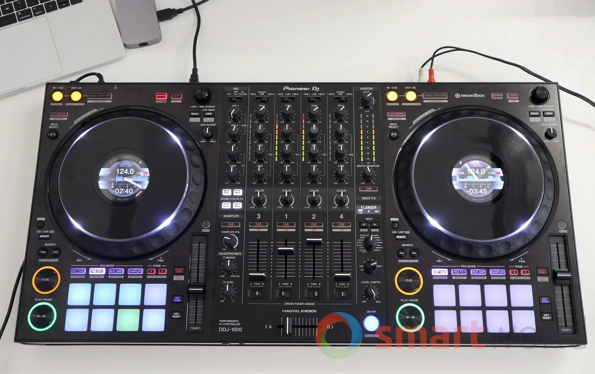 Купить контроллер pioneer ddj 400. Pioneer DJ DDJ-1000. Pioneer DJ 1000 контроллер. Pioneer DDJ-200. Pioneer DJ DDJ-1000srt.