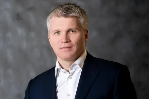 Заместитель директора по спортивной