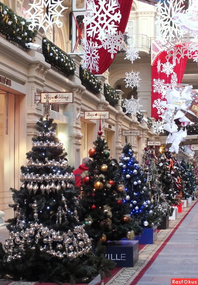 новогоднее оформление гум