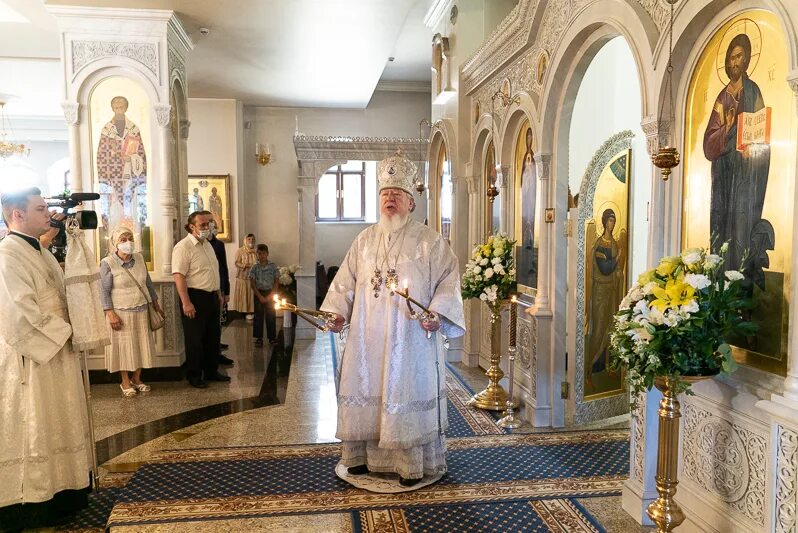 Отец павел храм всецарица воронеж. Отец павел храм всецарица воронеж. Церковь иконы божией матери всецарица, воронеж. Служители храма всецарица воронеж. Воронеж храм всецарица духовенство.