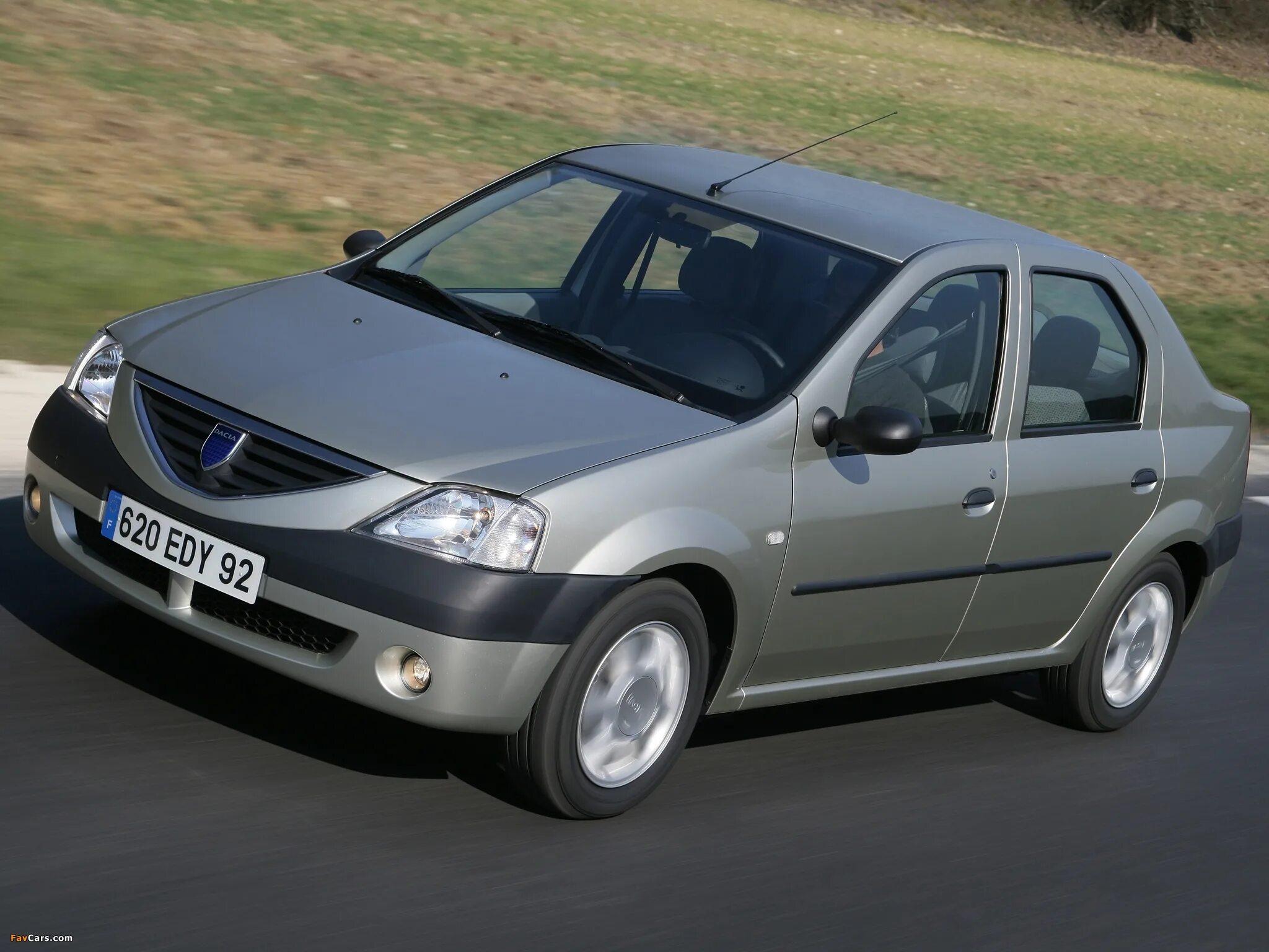 Рено Логан 1.6 2004. Renault Dacia Logan. Рено Логан Дачия. Renault Logan Рено 2004. Греем рено логан