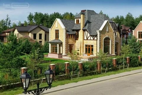 Дома рядом с петербургом