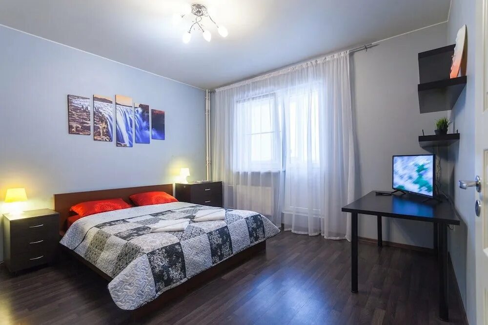 Маяковский аренда квартира. Сниму однокомнатную рядом с метро. Суточные квартиры на каширском шоссе. Суточная комната метро пролетарская. Однокомнатная квартира на сутки.