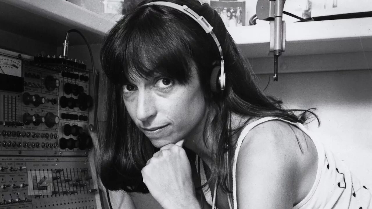 Сьюзан чани. Susan cain "quiet". Hi i m susan. Hi i m susan. Сьюзан каре.