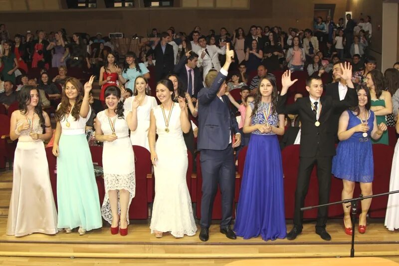 Раздан чалтырь сеансы. Кинотеатр 5 звёзд волгоград. Мюзикл дед мороз. Раздан чалтырь. 3 зал в киномаксе волгоград.