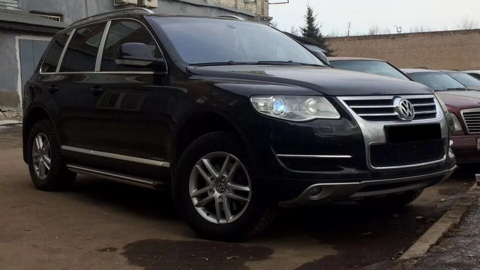 Volkswagen touareg 3 дизель. Туарег 2008 3.0 дизель. Фольксваген Туарег 2008. Туарег GP 3.0 дизель 2008. Туарег 2008 3.0 дизель антихром.