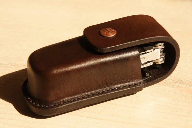 кожаный чехол на ремень для ножа лазерман. кожаный чехол поверх камеры мяча. чехол карман для телефона. чехол мешок bouletta для iphone 12 pro max. кожаный чехол поверх камеры мяча.
