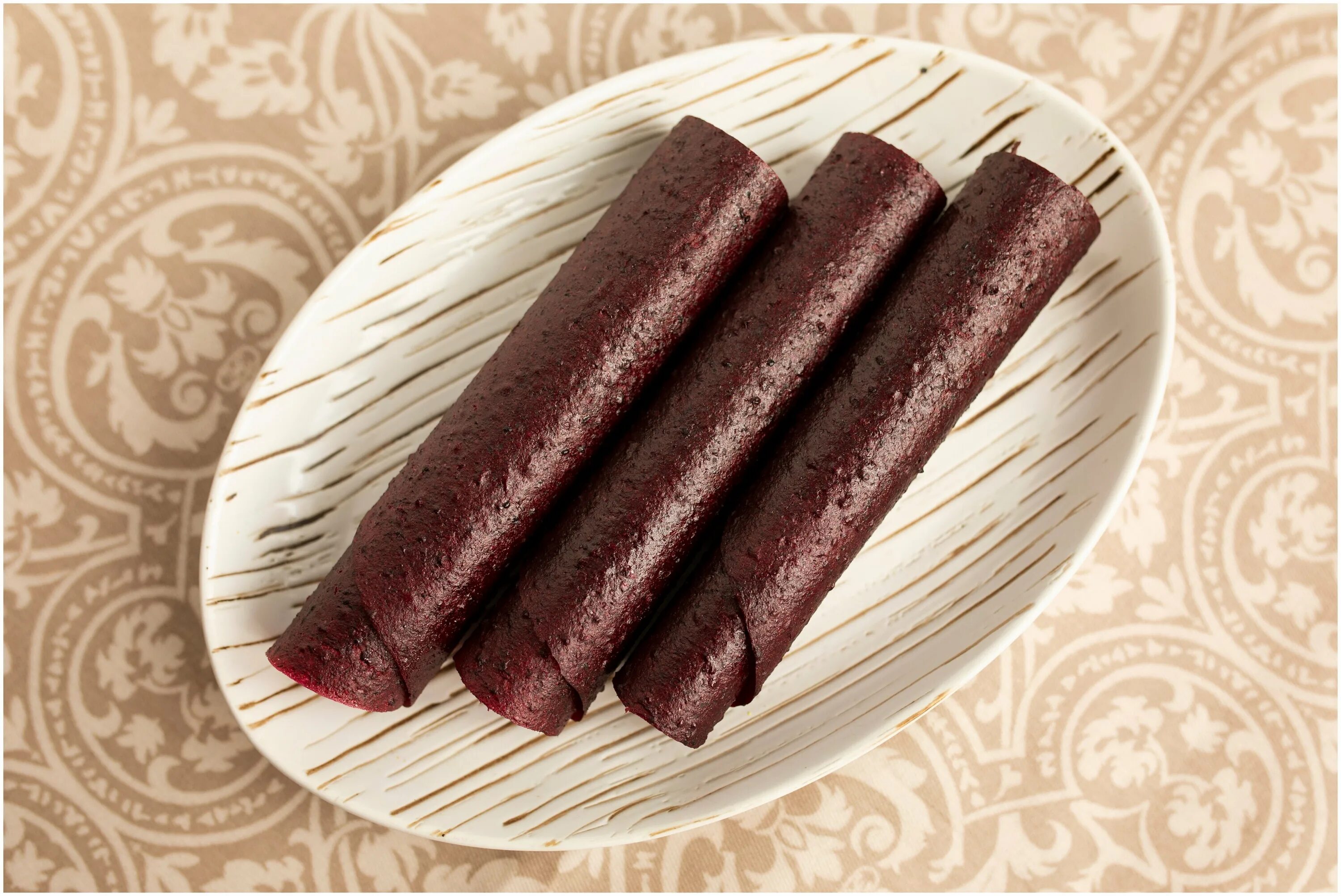 пастила черносмородиновая. пастила из смородины. пастила из красной смородины в электросушилке. пастила из смородины. пастила из смородины.