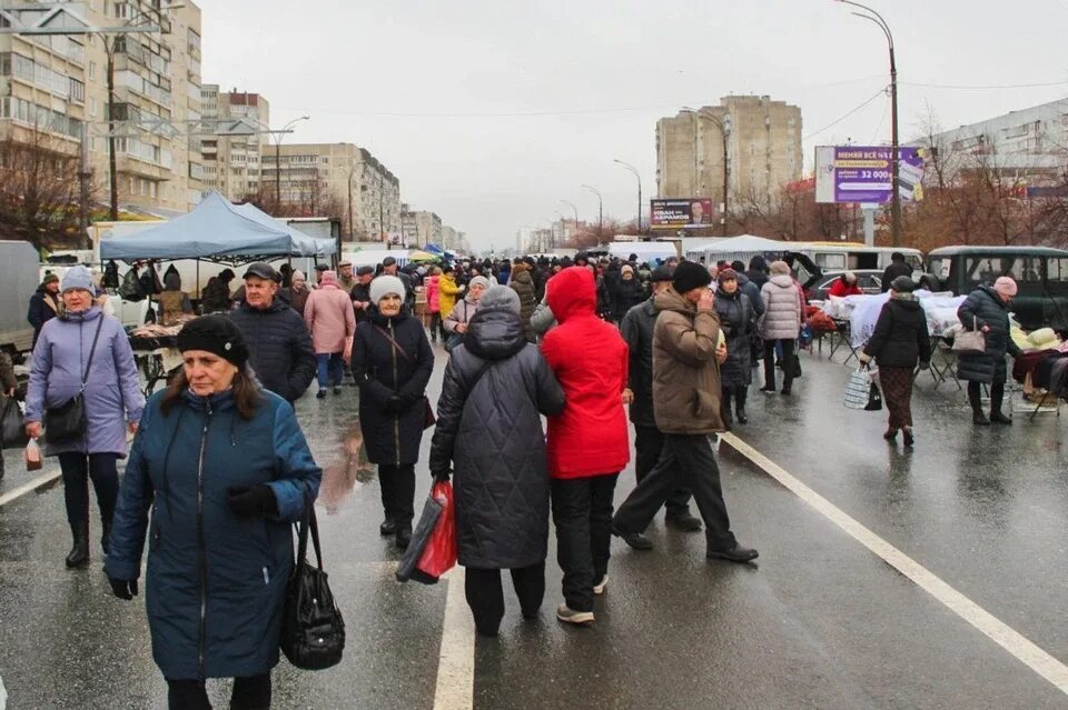 14 апреля ульяновск. Городские жители. Ярмарка Украина дети фото. Горожан. Авария около Мегастроя Ульяновск 24.11.22.