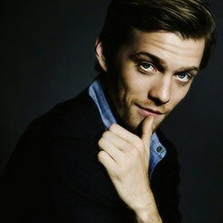 Джейк абель. Джейк Абель Перси Джексон. Jake Abel Luke Castellan.