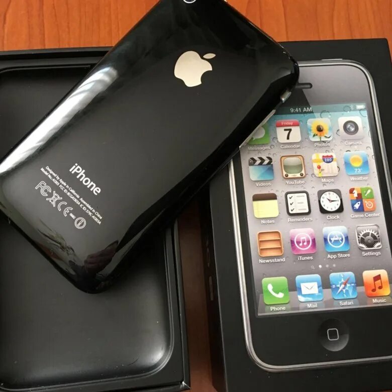 17.3 айфон 11. Iphone 3gs. Iphone 3gs (2009). Iphone 3. Айфон 3g 2018.