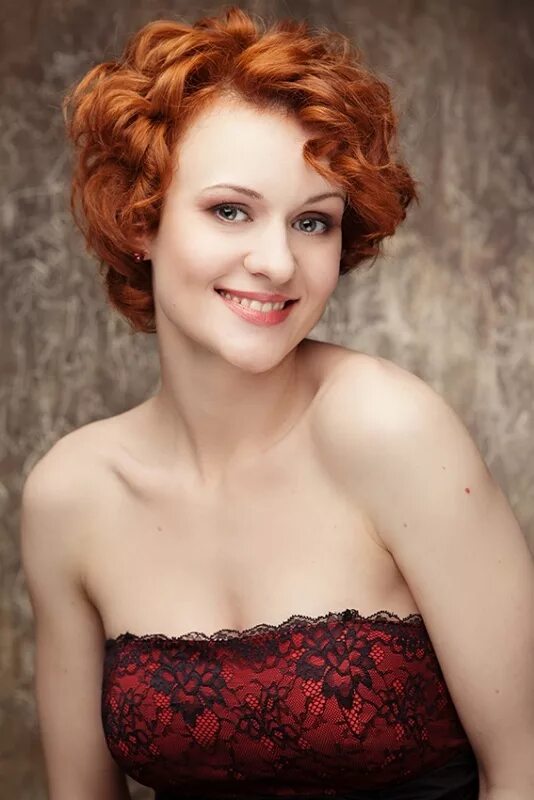 Redhead wife. Жена Лобанова актриса. Интерны жена Лобанова.