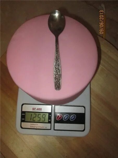 2 кг торта это сколько. Торт 1 кг. Кг торта. Диаметр торта на 1 кг. Торт 1,5 кг.