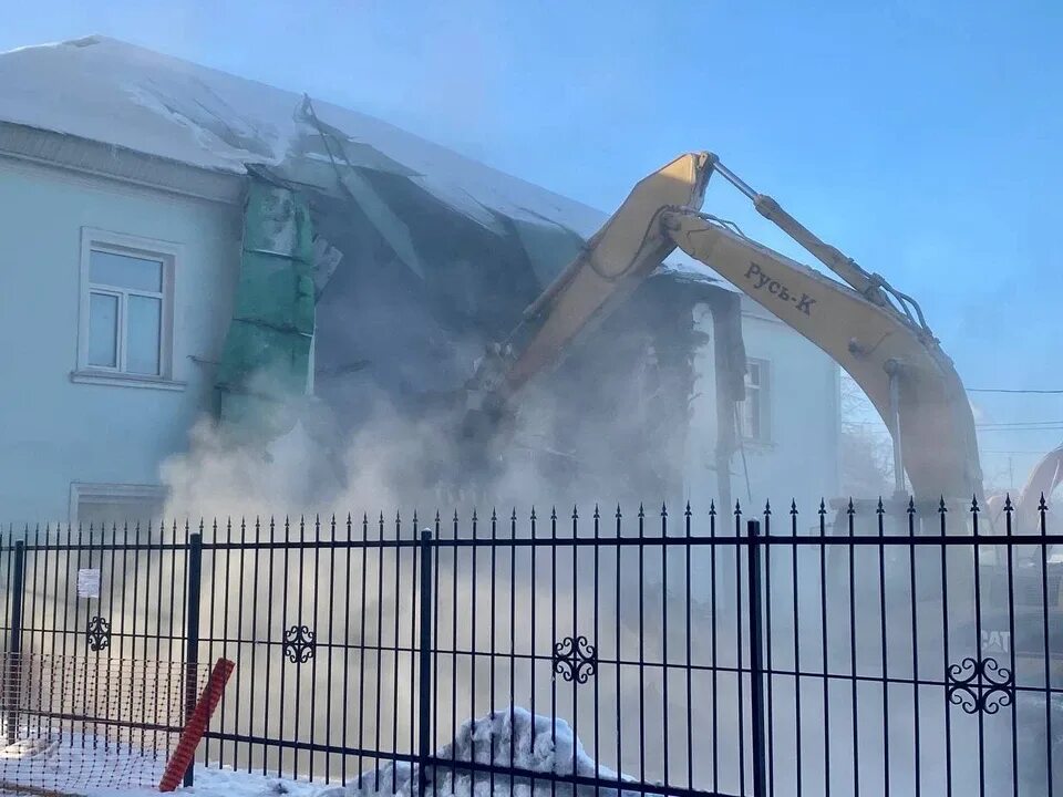 Манеж лейб-гвардии финляндского полка на васильевском острове. Снос истории. Котловка снос пятиэтажек. Пятиэтажки. Школу сносят.