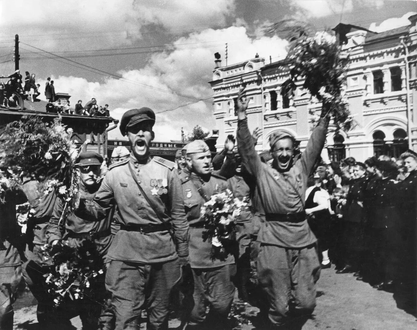 Последние дни великой отечественной войны. Победа в Великой Отечественной войне 1941-1945. День Победы 1945. 9 Мая 1945 года.