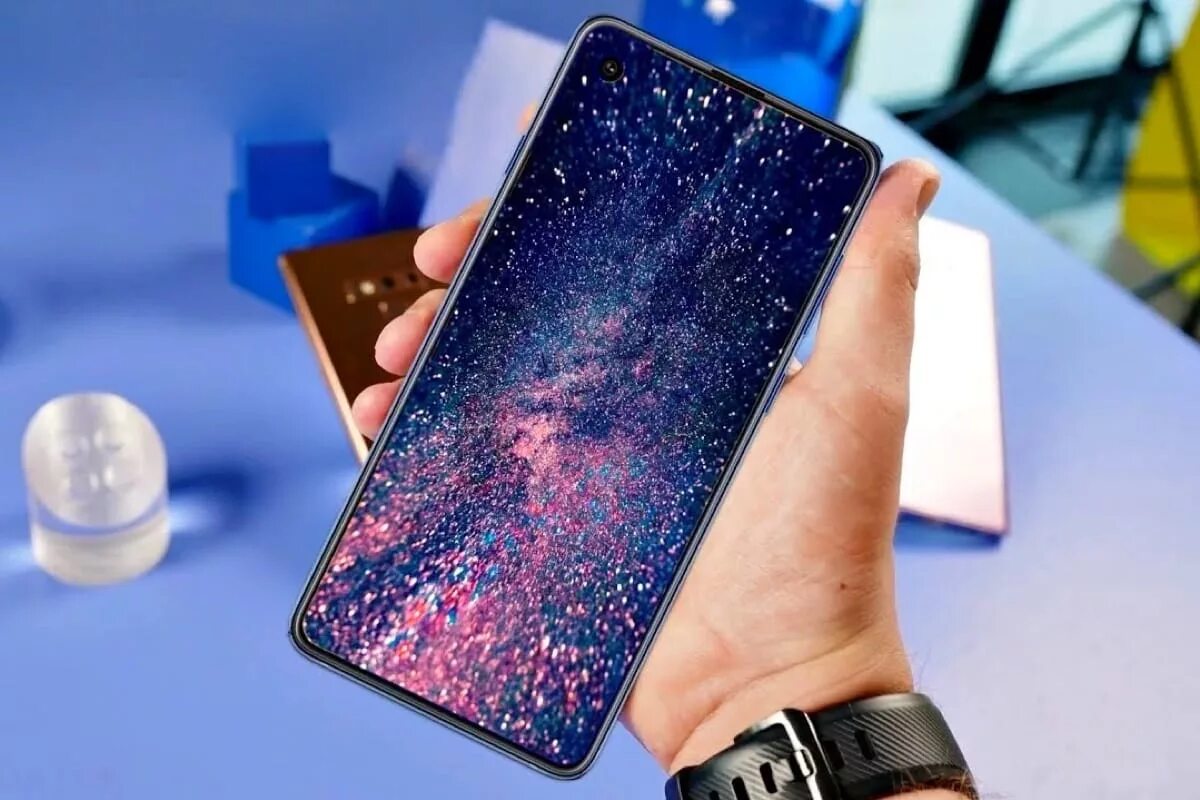 Самсунг 10 видео. Samsung Galaxy Note 10 2019. Samsung s10 Note. Samsung Note 10 фото. Samsung Galaxy Note 10 размер дисплея.