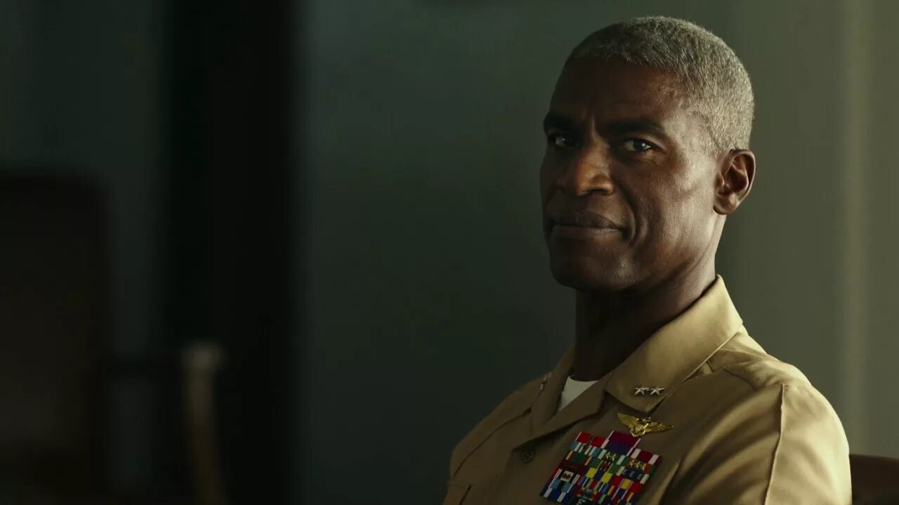 Call orders. Top Gun Maverick 2022. Топ Ган: Мэверик фильм 2022 г.. Чарльз Парнелл топ Ган. Глен Пауэлл топ Ган Мэверик.