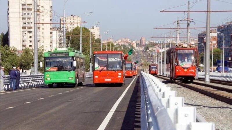 Городской пассажирский транспорт. Общественный транспорт Казани. Городской Наземный электрический транспорт. Транспорт Татарстана.