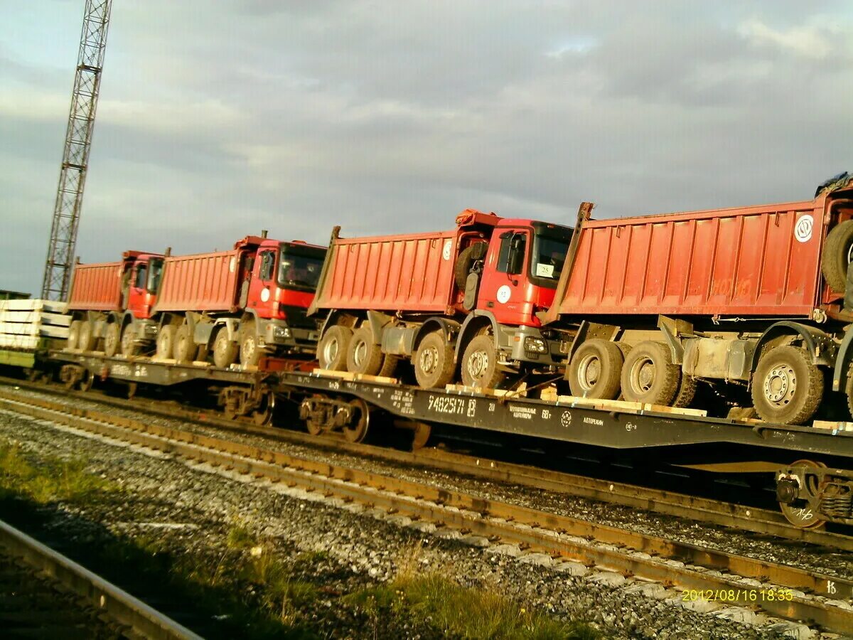 Трал Tatra 815. Татра автопоезд. ПГУ Татра 815. Негабаритный груз ЖД.