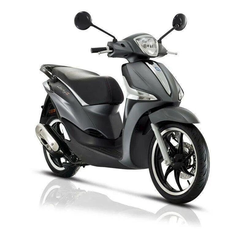 Мопеды сочи. Piaggio Liberty 50. Piaggio Beverly 125. Piaggio Beverly 50. Скутер Piaggio Liberty.