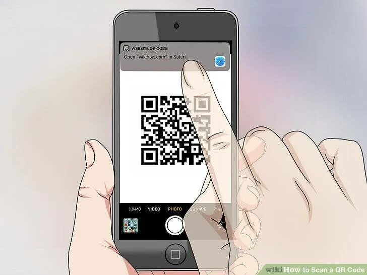 Смартфон QR код. Смартфон с QR кодом на экране. Сканирование QR кода на iphone. Отсканировать QR код с телефона.