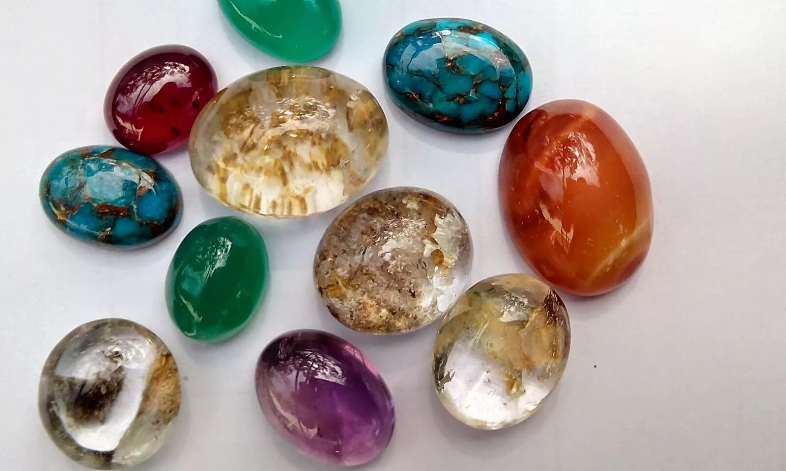 Precious stones. Камень акик. Цианид камень Бразилия. Тибетский акик камень. Kalsedon Stone на поддонах.