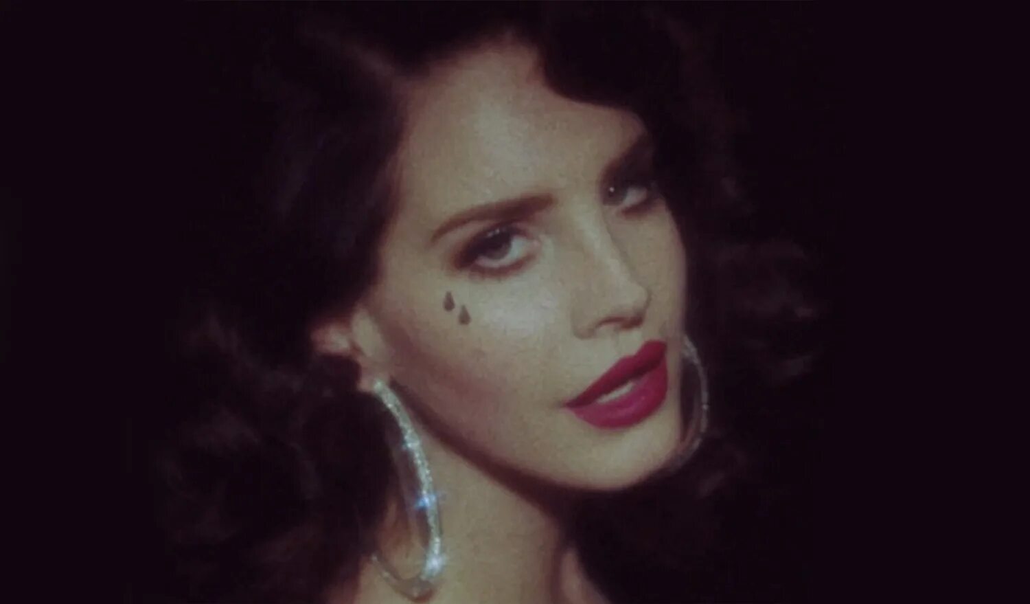 Лана Дель Young And Beautiful