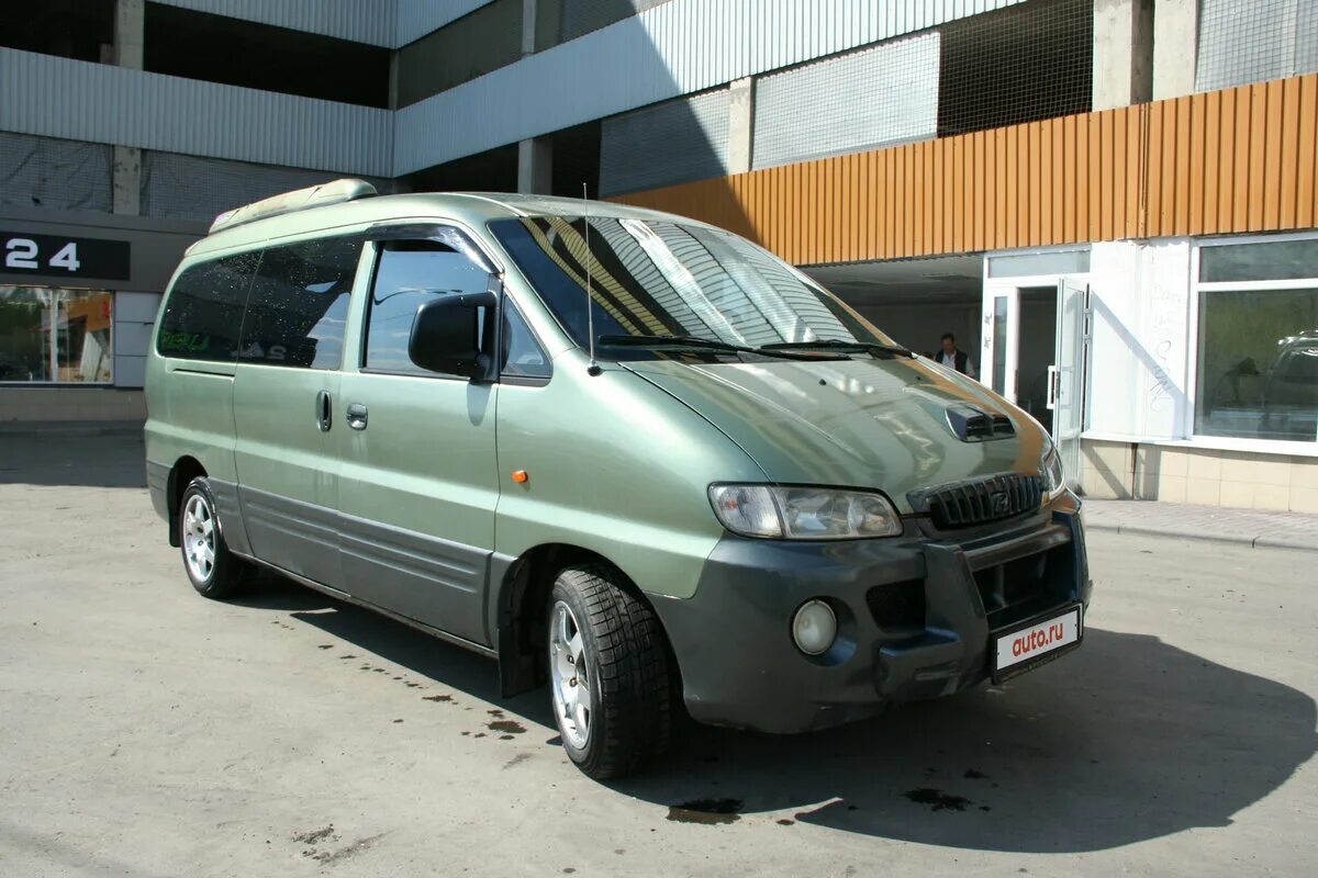 Hyundai starex 2002 год. хундай старекс 2002 года. в. старекс 2002 путешествие. Hyundai микроавтобус starex 2002.