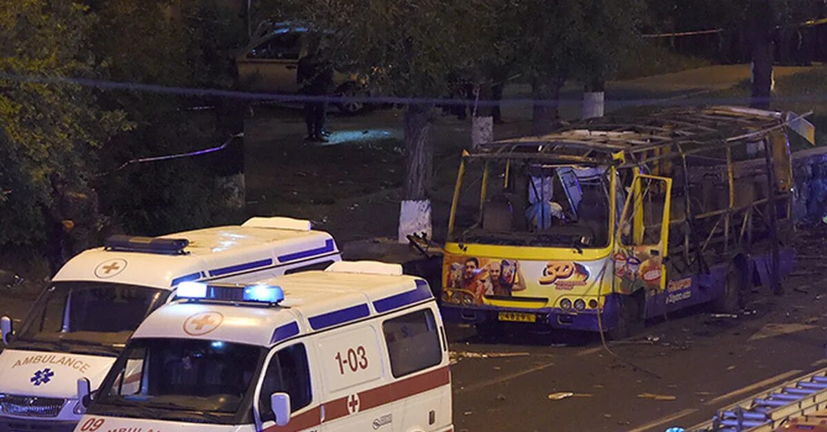 Маршрутка Ереван. Взрыв рейсового автобуса в Краснодаре. Армения Ереван автобусы. Анапа Ереван автобус.