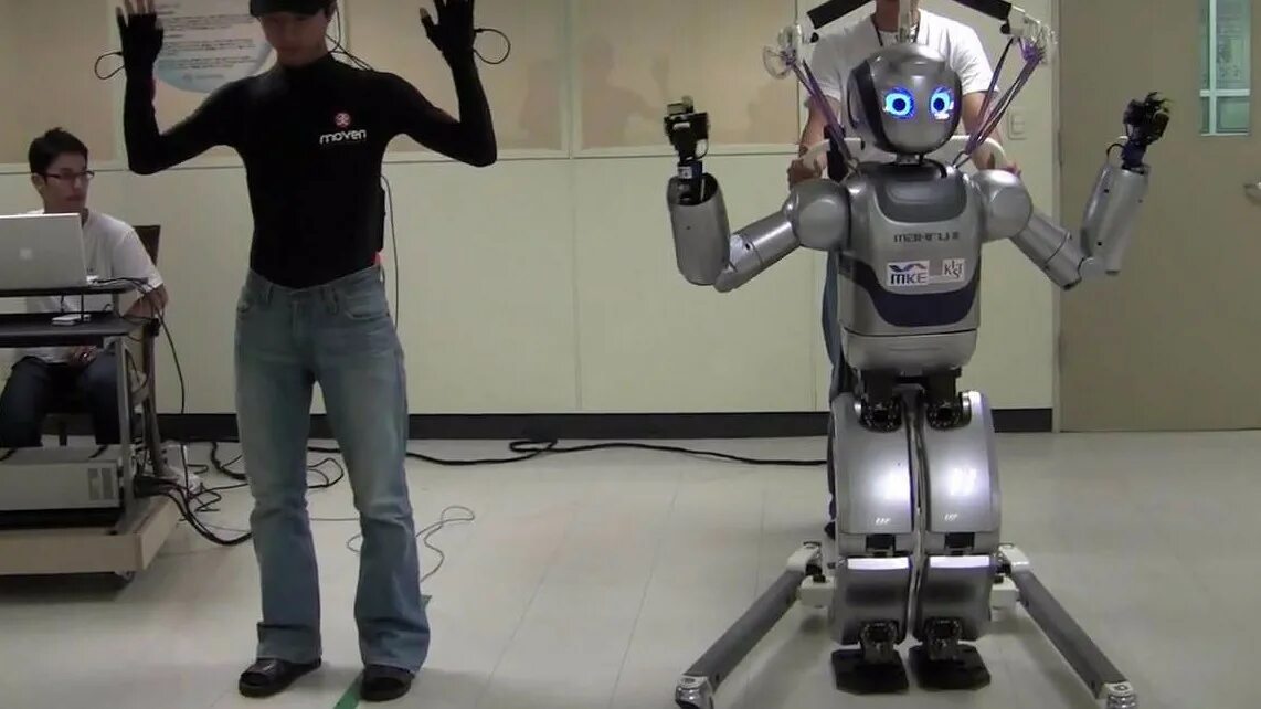 Робот АСИМО. Робот настоящий. Роботы в реальной жизни.