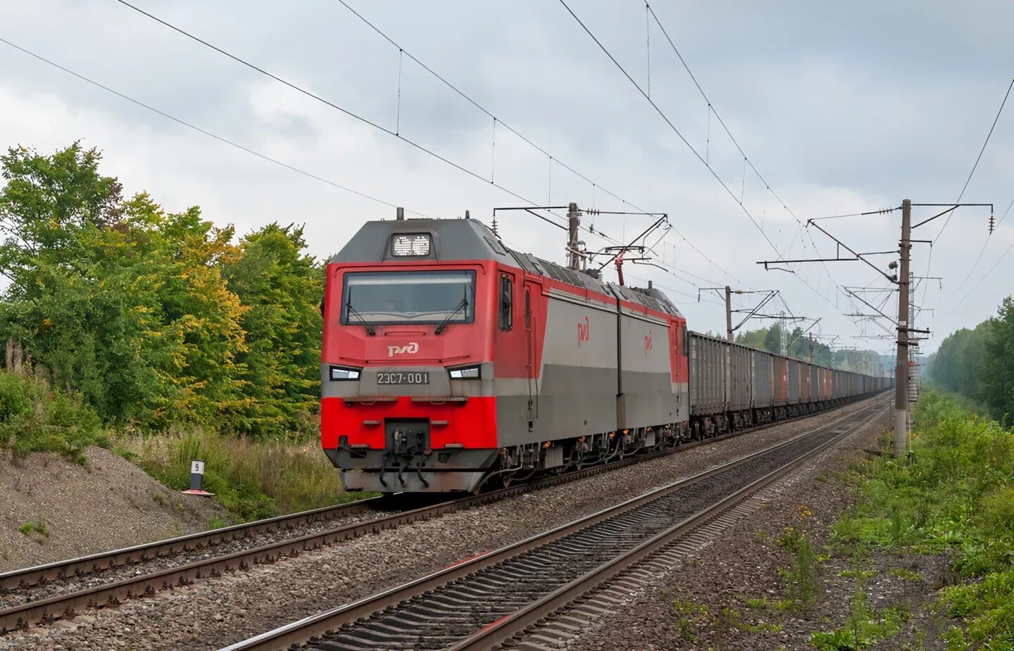 Электровоз 2 10. Электровоз 2эс7 Синара. Электровоз гранит 2эс10. Электровоз гранит 2эс7 кабина. Локомотив 2эс10.