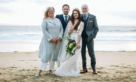 Although helen and patrick aren t