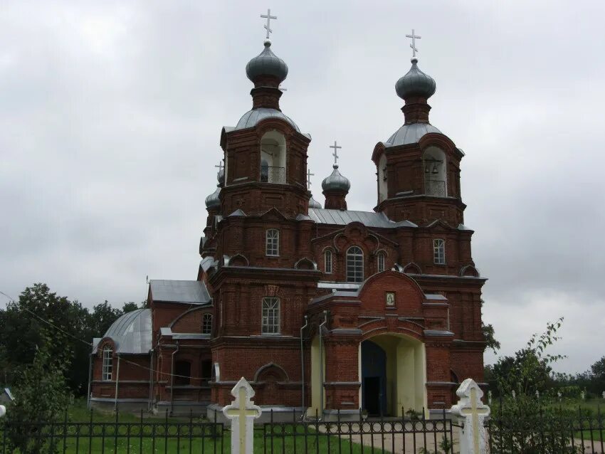 Храм Черкасск Колышлейский район. Храм в Черкасское Пензенской области. Церковь село Черкасское Колышлейского района. Колышлейский район Черкасск храм храм.