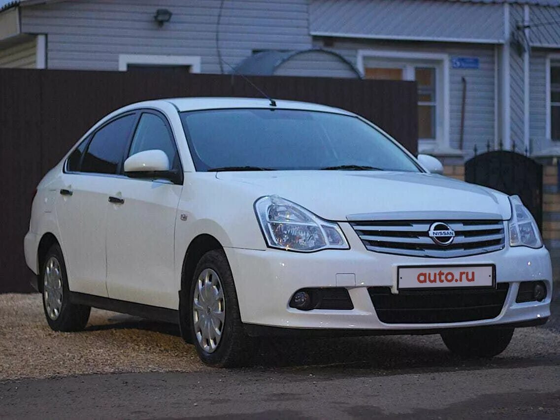 Ниссан альмера 2014 купить. Nissan Almera 2014. Nissan Almera g15 2014. Ниссан Almera 2014. Ниссан Альмера 2014 белая.