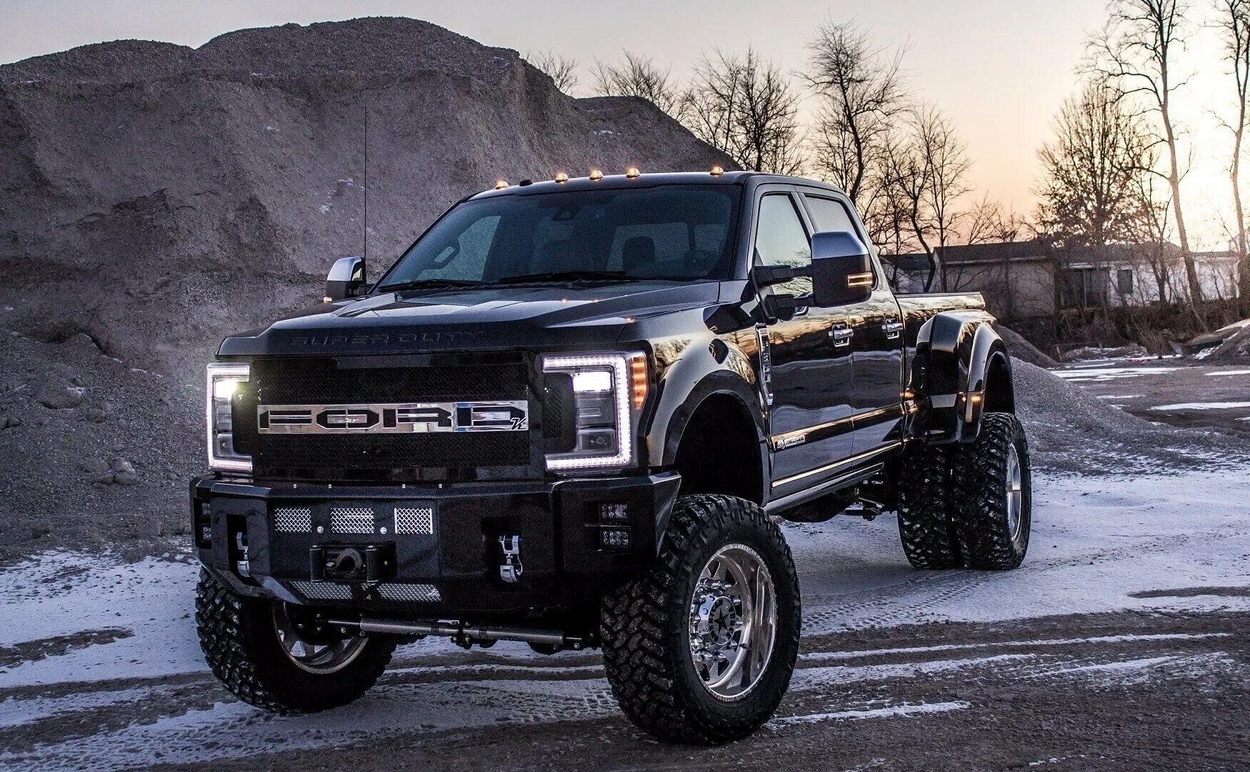 Ford f 450 rhino. Ford hennessey velociraptor 6x6. Форд f450 раптор. Форд экскурсион f 650. Фото больших джипов.