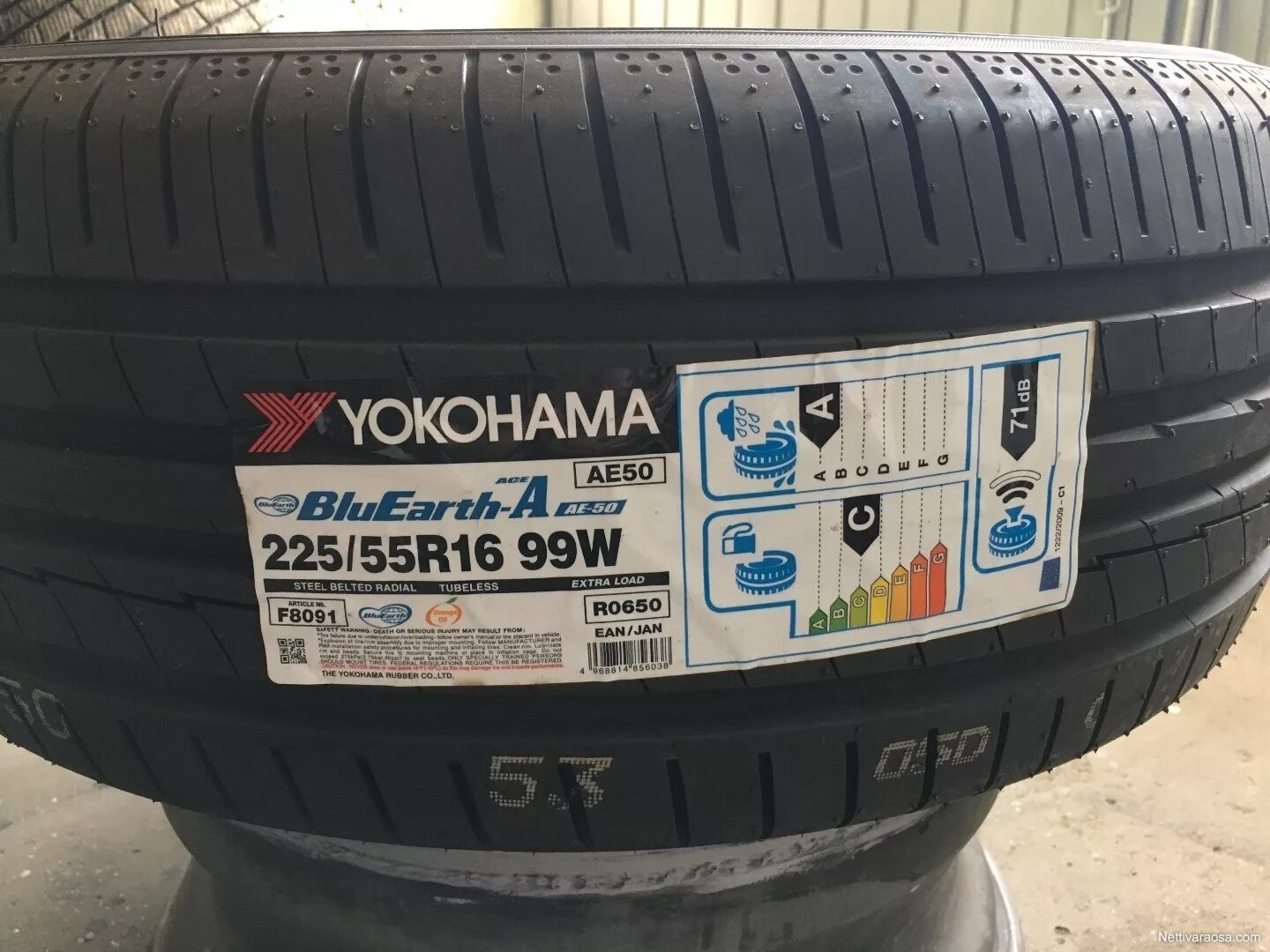 Шины йокогама купить 55 16 купить. Yokohama BLUEARTH ae50. Yokohama BLUEARTH-XT ae61 евроэтикетка. Yokohama BLUEARTH e70bz 215/55 r17 евроэтикетка. Шины Йокогама Блю Earth ae50.