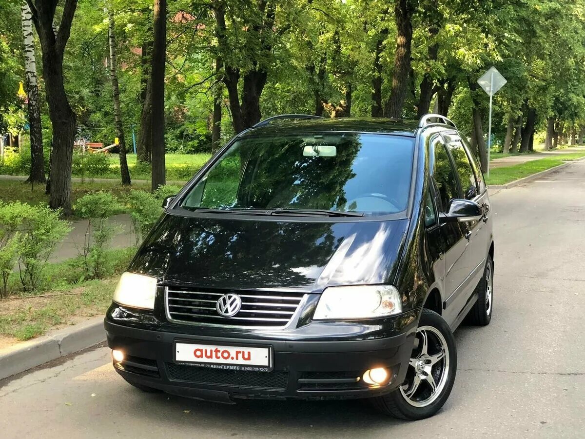 Volkswagen sharan 1.9. Фольксваген Шаран 2008. Шаран 1 Рестайлинг. Volkswagen Sharan i Рестайлинг. Минивэн Фольксваген Шаран.