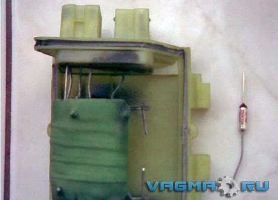 терморезистор v745b. терморезистор фольксваген. резистор отопителя шкода фабия 2. терморезистор для vw golf 5.