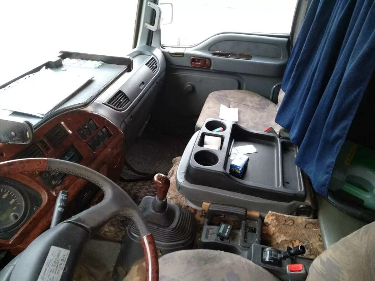 Foton aumark bj 1089. Фотон тюнинг. Фотон тюнинг. Фотон ауман салон. Фотон десятитонник.