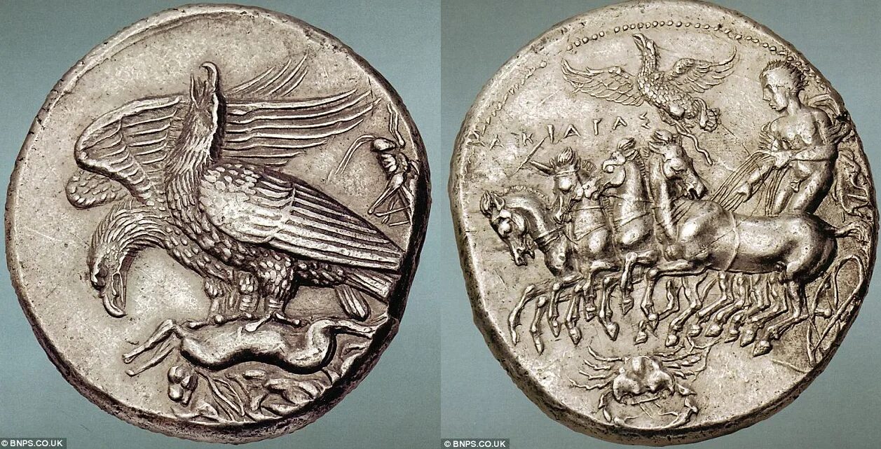 Старая монета форум античные. Серебряная Греческая монета из города Сиракузы. Древнегреческие монеты с орлом. Самые красивые монеты древнего Рима. Древняя Греция монета серебро.