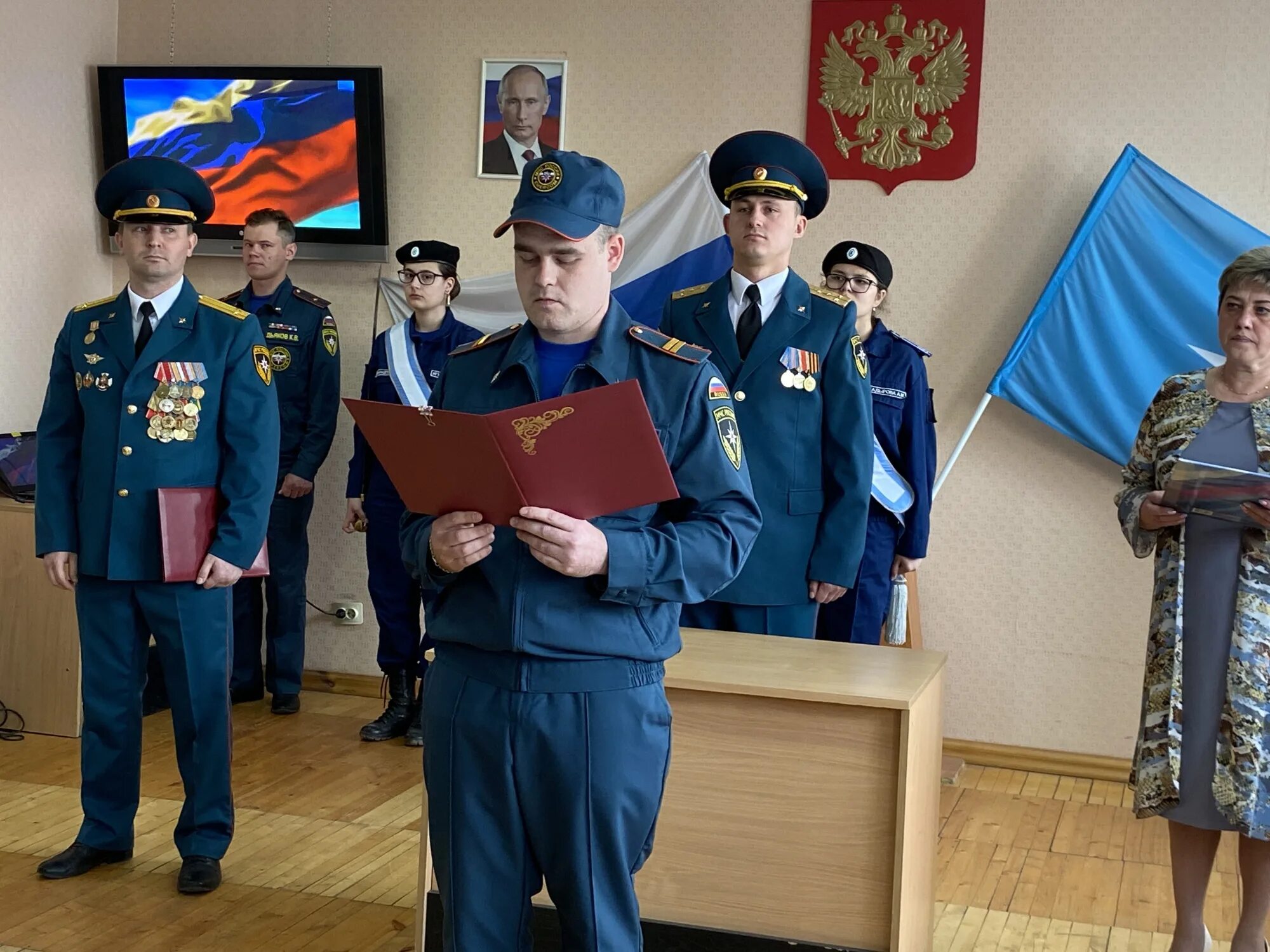 Поступление в екб. Ргппу хор. Присяга мчс фото текст. Урфу энин. Награждение победителей конкурса фото.