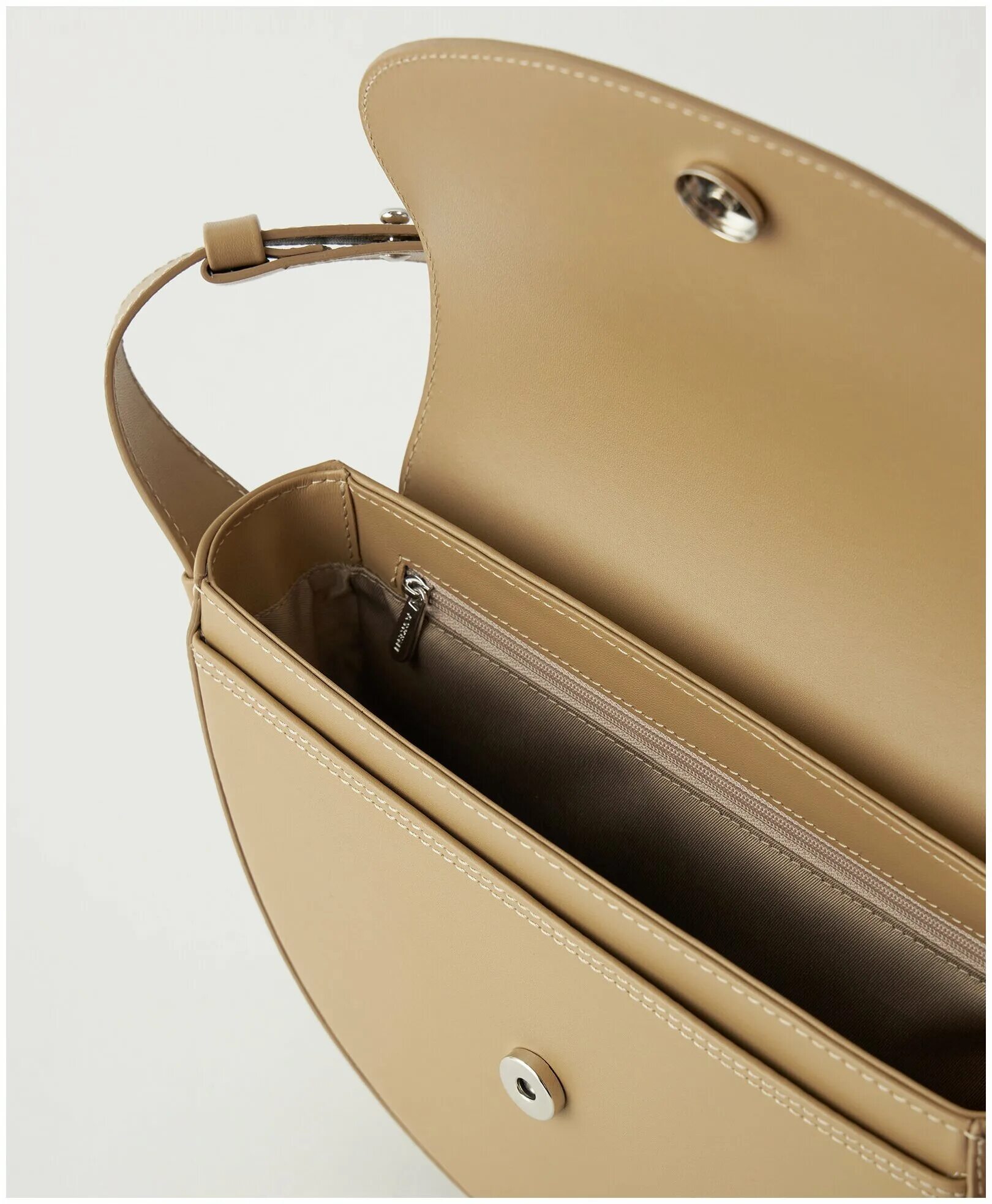 сумка-полумесяц аскент. полумесяц кожаная сумка. сумка полумесяц. модная сумка полумесяц. сумка el masta.