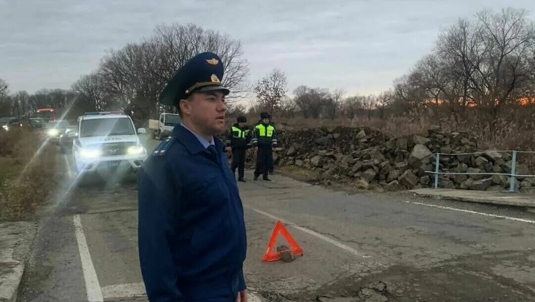 Разрушенный мост. Лесозаводск на карте. Лесозаводск уссури. Сколько время в лесозаводске. Лесозаводск природа.