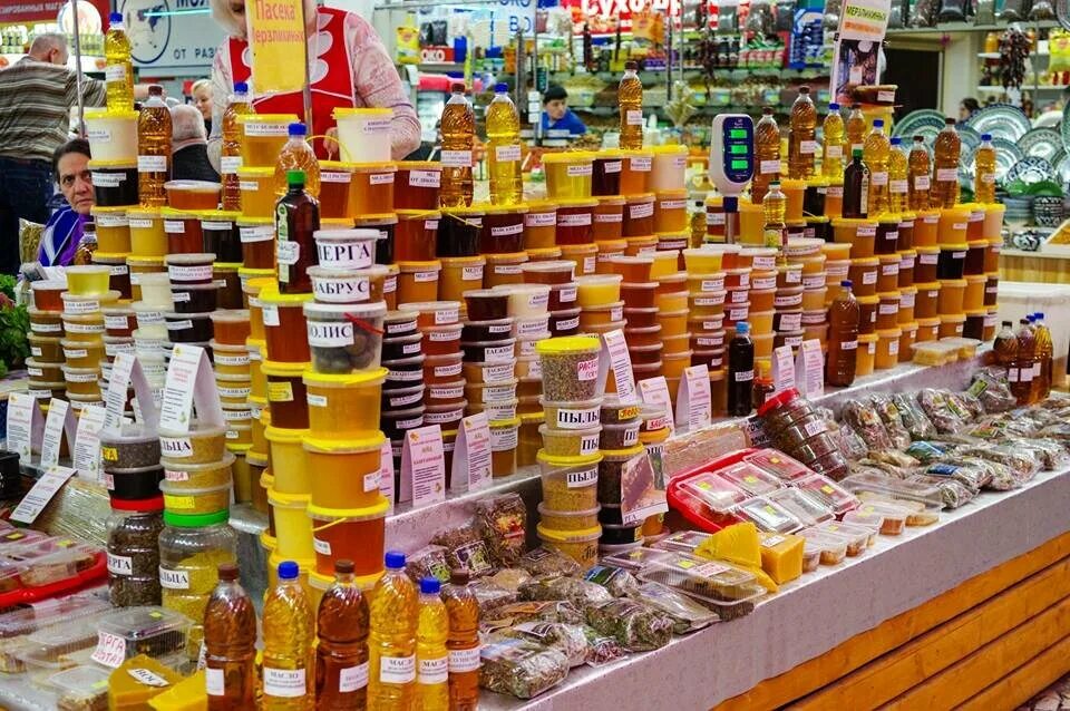 На рынке. Где в москве находится москворецкий рынок адрес. Где в москве находится москворецкий рынок адрес. Москворецкий рынок строительный. Где в москве находится москворецкий рынок адрес.