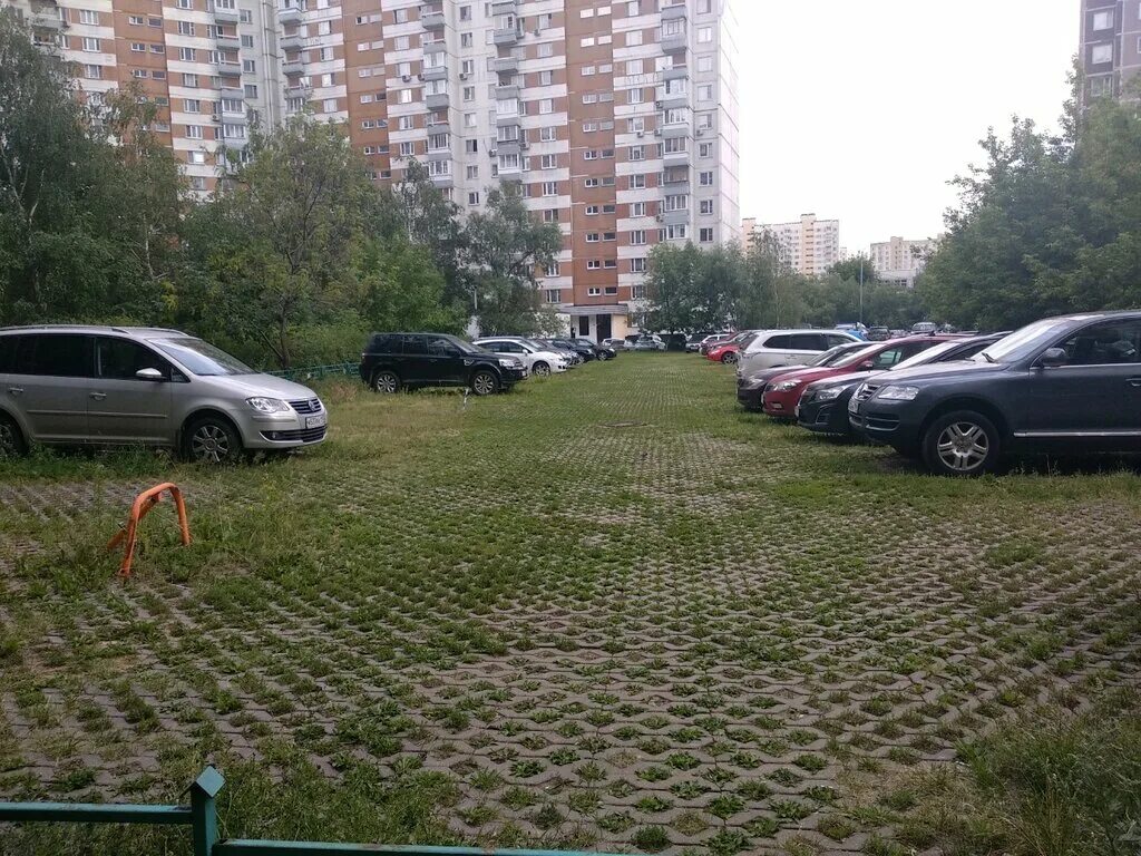 перехватывающие парковки в москве. люблинская д. парковка марьино. паркинг марьина роща. марьино, люблинская улица, 171к1.