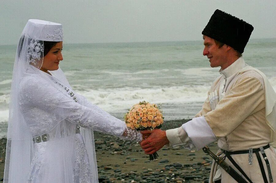 Свадьба абхазов. Абхазия абхазцы. Традиционная свадьба в Абхазии. Абхазская невеста.
