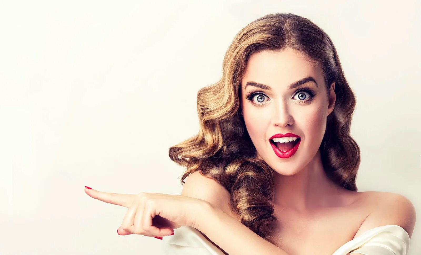 Удивленная женщина. Девушка удивлена. Портрет удивленной девушки. Очень удивленные девушки. Девушка удивление.